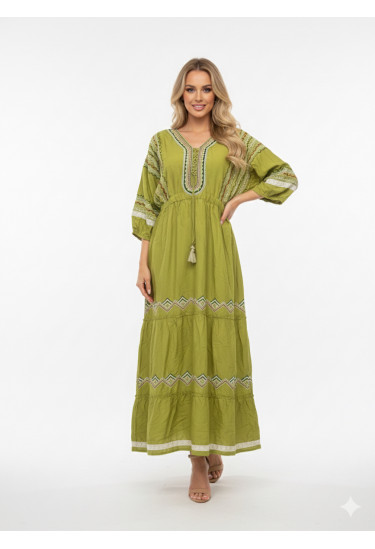 فستان ماكسي مطرّز بتصميم راقى