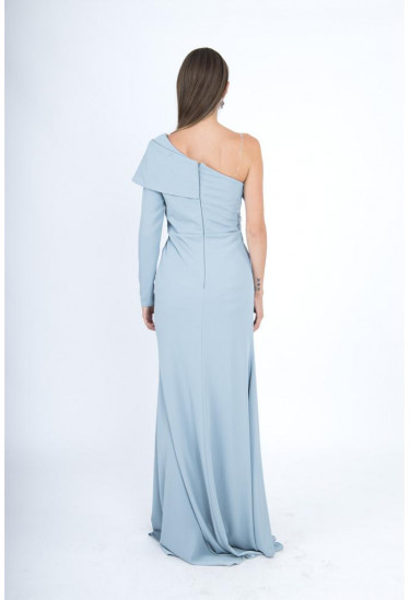 فستان طويل بتصميم كتف واحد وتطريز فاخر