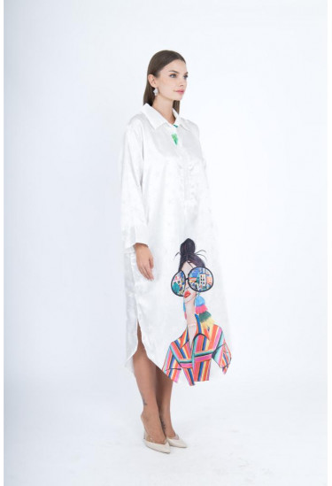 جلابيه ساتان بتصميم عصري مطبوع برسمة فنية ملونة