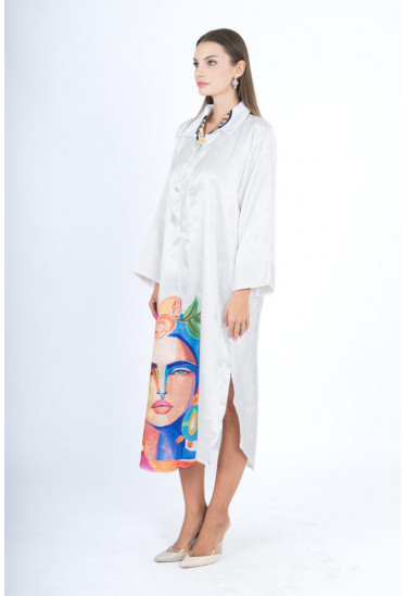 جلابيه ساتان برسومات فنية ملونة