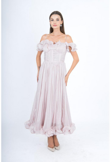 فستان سهرة أنيق بتصميم كورسيه وزهور بارزة