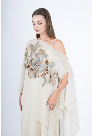  فستان سهرة بتصميم أنيق مطرز بالخرز اللامع