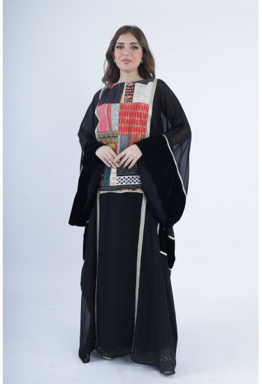 جلابية أنيقة بتصميم باتشوورك عصري