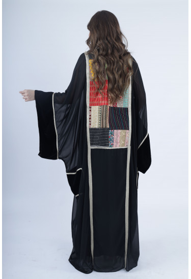 جلابية أنيقة بتصميم باتشوورك عصري