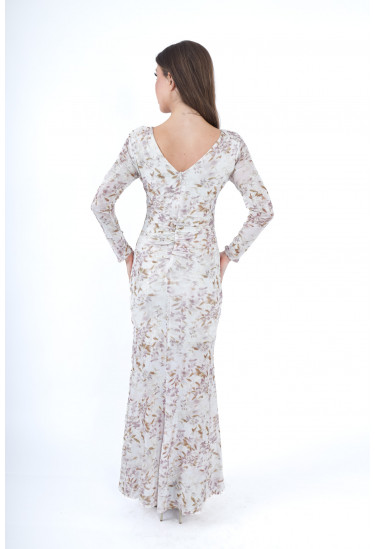 فستان سهرة طويل بطباعات زهرية و قصة أنيقة 