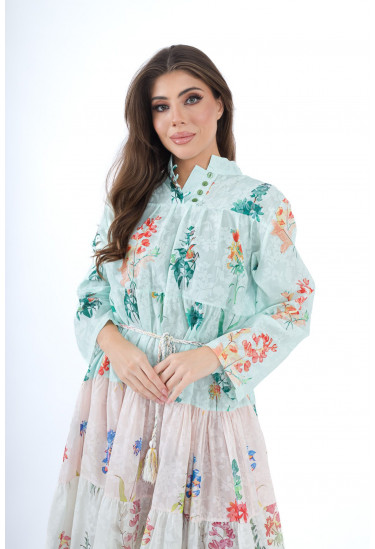 فستان ماكسي بطبقات وألوان الباستيل فستان ماكسي بطبقات وألوان الباستيل