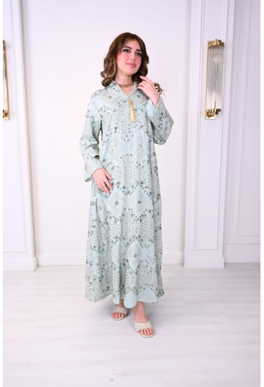 جلابيه فاخره بتطريز  لامع لطله مميزه