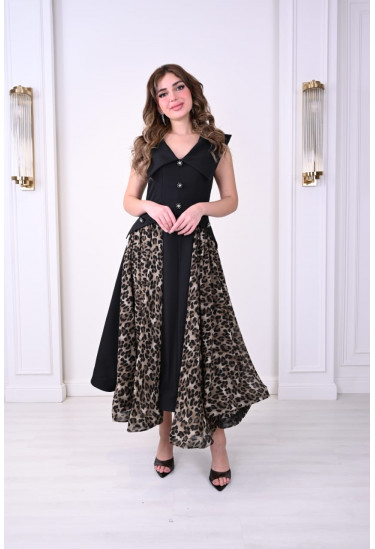 فستان  أنيق بتفاصيل نمرية جريئة