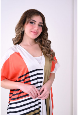 جلابية أنيقة بنقوش هندسية جذابة جلابية أنيقة بنقوش هندسية جذابة