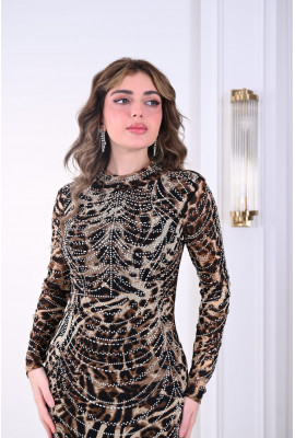 فستان بطباعات نمريه مذهله مزين بالاستراس فستان بطباعات نمريه مذهله مزين بالاستراس