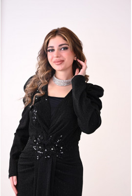 فستان سهره طويل بتطريز لامع لاطلاله مفعمه بالانوثه