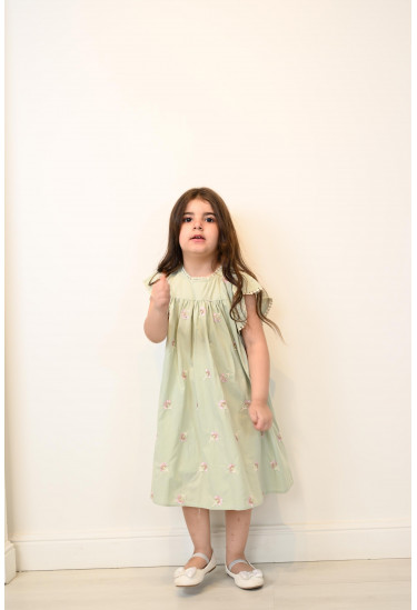 فستان بناتي بتطريز رقيق