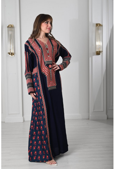 جلابيه نسائي ليوم التاسيس مطرزه بالخيوط الملونه