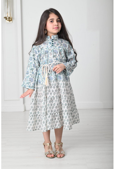 فستان بناتي مشجر مقاسات صغيرة فستان بناتي مشجر مقاسات صغيرة