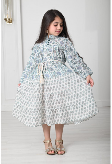 فستان بناتي مشجر مقاسات صغيرة فستان بناتي مشجر مقاسات صغيرة