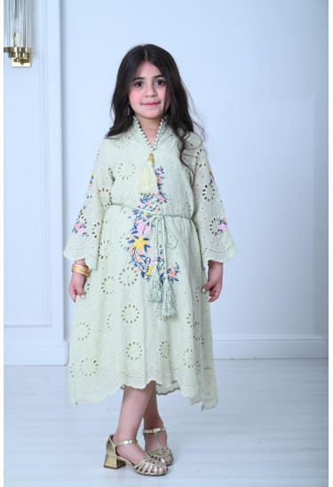 جلابيه بناتي بتطريز مميز وراقي مقاسات كبيرة