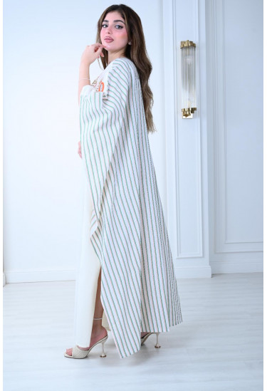 جلابية تراثيه ملكيه  بتطريز لؤلؤي وشراشيب 