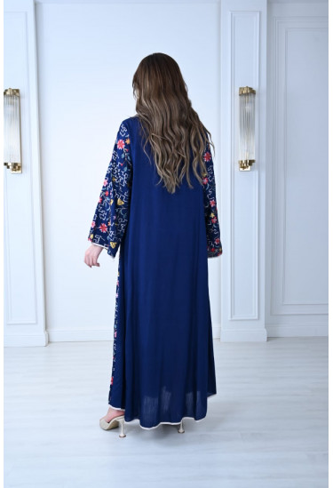 جلابية نسائية كاجوال مزينة بطبعات ملونة جلابية نسائية كاجوال مزينة بطبعات ملونة