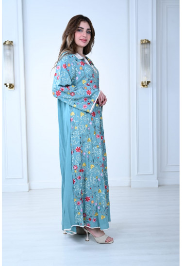 جلابية نسائية كاجوال مزينة بطبعات ملونة جلابية نسائية كاجوال مزينة بطبعات ملونة