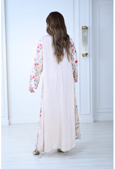 جلابية نسائية كاجوال مزينة بطبعات ملونة جلابية نسائية كاجوال مزينة بطبعات ملونة