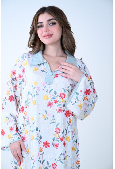 جلابية نسائية كاجوال مزينة بطبعات ملونة جلابية نسائية كاجوال مزينة بطبعات ملونة