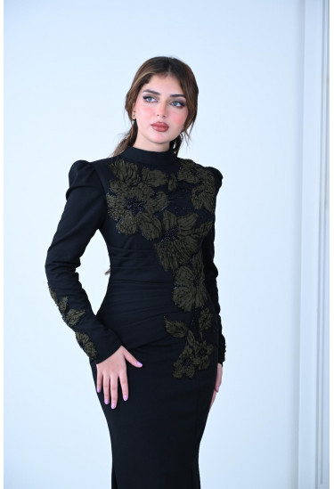 فستان سهرة أنيق بتطريز أزهار رقيقه