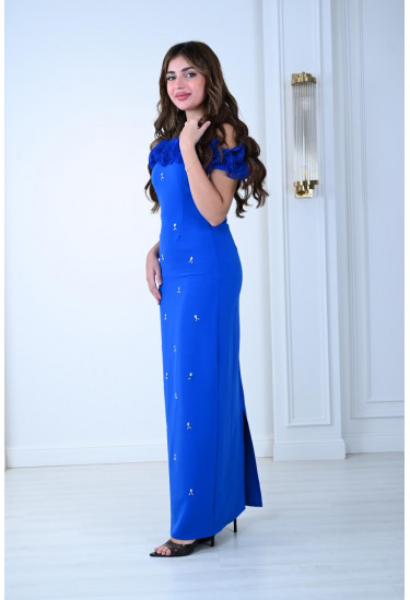 فستان أنيق مزين بكشكشة فاخرة