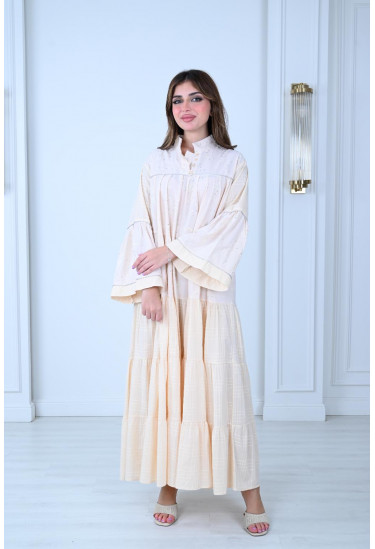 فستان فضفاض بتصميم عصري انيق