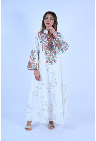 جلابية ملكية بتطريز يدوي فخم