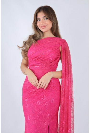 فستان سهرة بتصميم أنيق فستان سهرة بتصميم أنيق