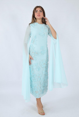 فستان سهرة فاخر مزين بالتطريز الزهريه الراقيه