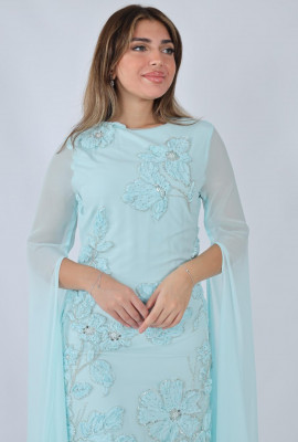 فستان سهرة فاخر مزين بالتطريز الزهريه الراقيه