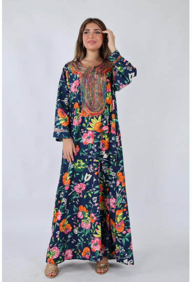 جلابية صيفية مطبوعة بالزهور مع تطريز ملون فاخر جلابية صيفية مطبوعة بالزهور مع تطريز ملون فاخر