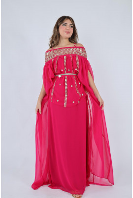 قفطان فاخر بتطريز مرايا وأكمام كاب