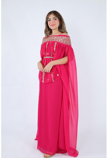 قفطان فاخر بتطريز مرايا وأكمام كاب