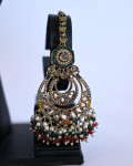 طقم مجوهرات هندي فاخر بتصميم تراثي