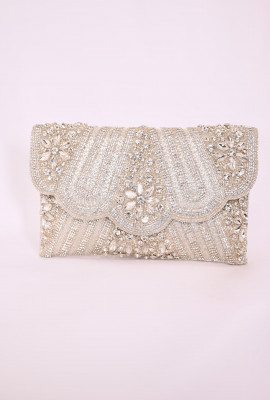 حقيبة سهرة فاخرة مطرزة بالكريستال الفضي