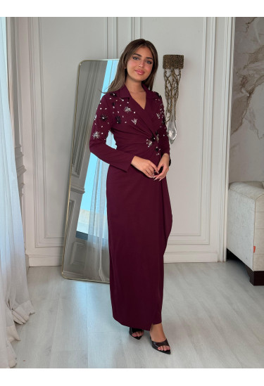 فستان سهرة بتطريز ناعم وتصميم أنيق