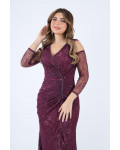 فستان سهرة دانتيل بتصميم عصري أنيق فستان سهرة دانتيل بتصميم عصري أنيق