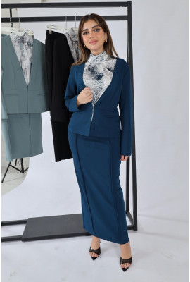 طقم نسائي رسمي بتنورة وبليزر