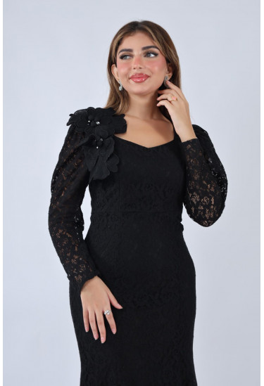 فستان دانتيل أنيق بلمسة فخامة فستان دانتيل أنيق بلمسة فخامة