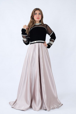 فستان سهرة ملكي بتصميم فاخر