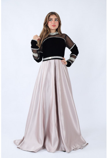 فستان سهرة ملكي بتصميم فاخر