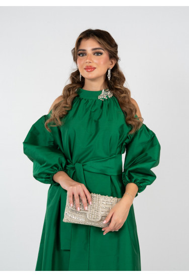 فستان أنيق بلمسة فاخرة فستان أنيق بلمسة فاخرة