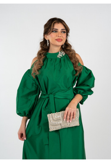 فستان أنيق بلمسة فاخرة فستان أنيق بلمسة فاخرة
