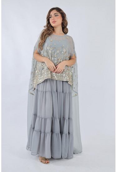 فستان سهرة مطرز بتصميم أنيق وراقي