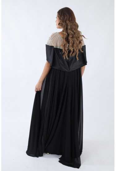 فستان سهرة  أنيق بتصميم راقٍ للمناسبات