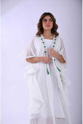 جلابيه أنيقة بتطريز وطني سعودي جلابيه أنيقة بتطريز وطني سعودي