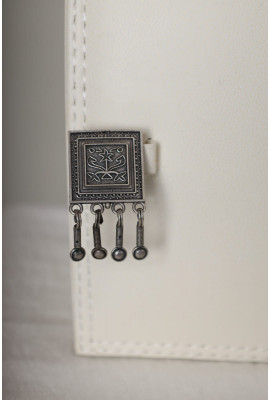  طقم إكسسوار تقليدي بتصميم هندسي 