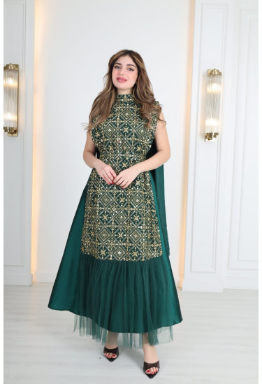 فستان نسائي بكيب مطرز بالترتر